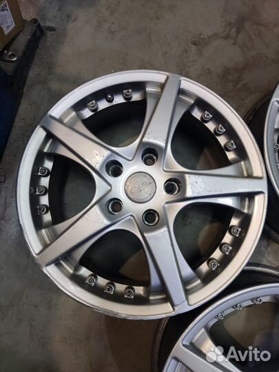 Kia, Mitsubishi, Renault R16 5x114,3 4 диска