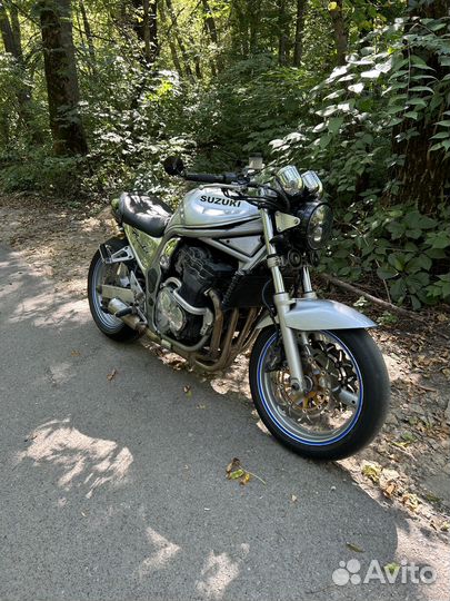 Suzuki GSF-1200 BandIt Cafe Racer