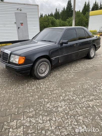 Mercedes-Benz W124 2.6 AT, 1987, 400 000 км