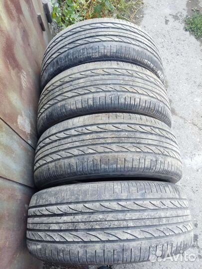 Bridgestone Dueler H/P Sport 285/65 R17