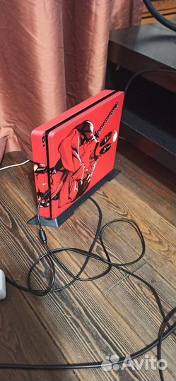 Sony playstation 4 Slim 1tb с играми