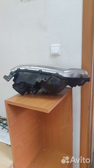Фара левая Сузуки Гранд Витара