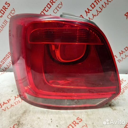 Фонарь задний левый Volkswagen Polo 6R cbza 2012