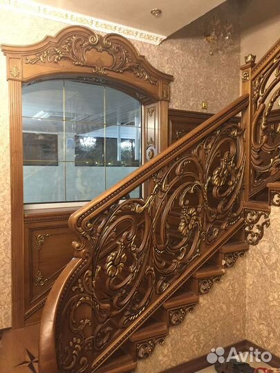 Лестница на второй этаж в частном доме