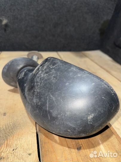 Зеркало правое Renault Logan седан 1.4 2007