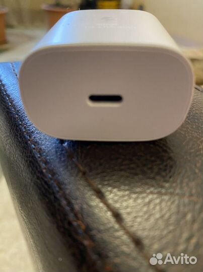 Зарядное устройство для телефона