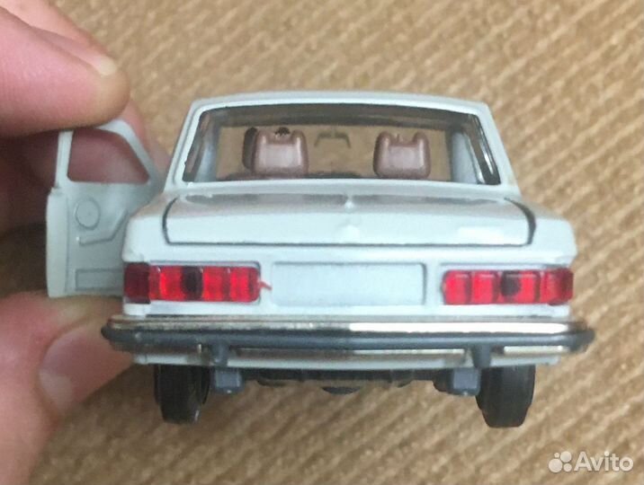 Волга газ-3102 1:43 (газ3102 1/43) СССР 1990 г.в