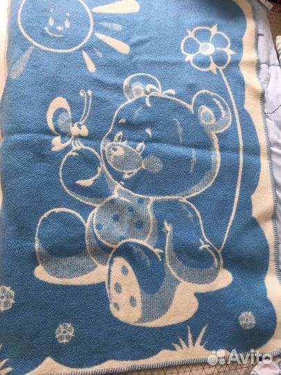 Детское одеяло и бортик на кровать