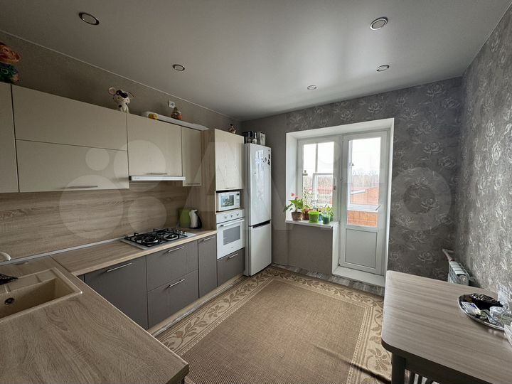 3-к. квартира, 70 м², 5/5 эт.