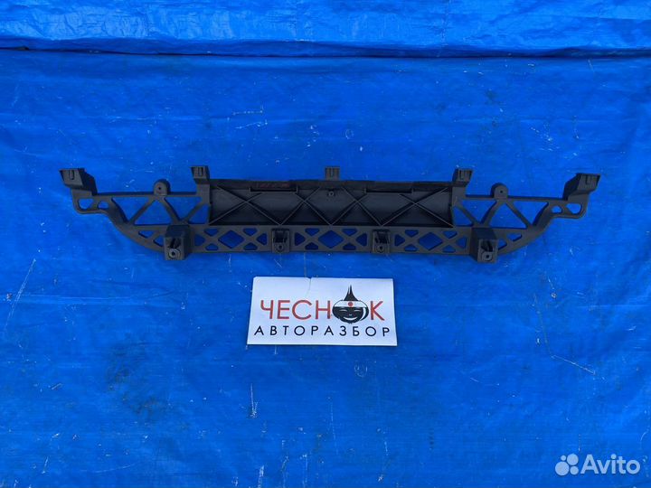 Крепление заднего бампера Audi Q7 4L