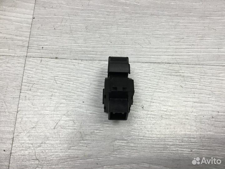 Блок управления стеклоподъемником передний правый