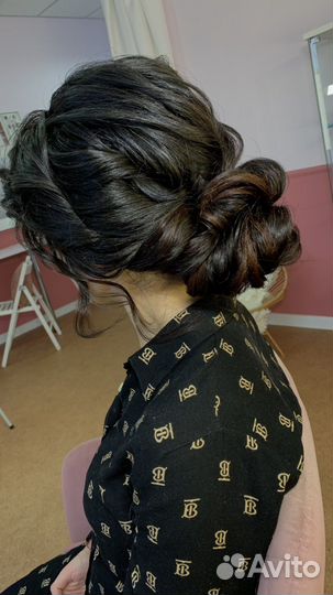 Макияж и прическа