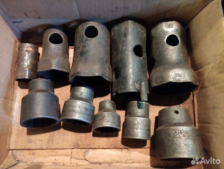 Торцевые тракторные головки под монтажку и квадрат