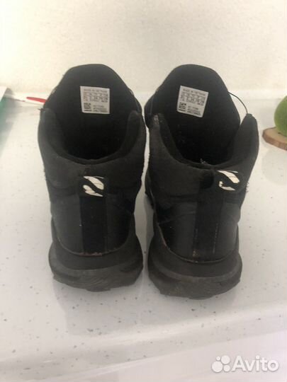 Зимние ботинки adidas