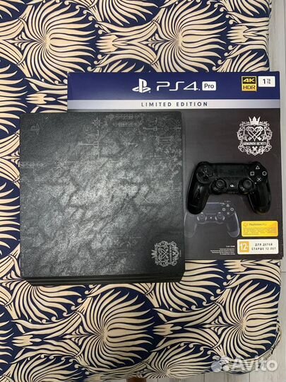 Sony Playstation 4Pro (CUH-7208B) 1Tb