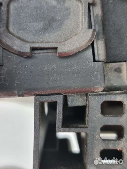 Блок силовых предохранителей Mercedes GLK204