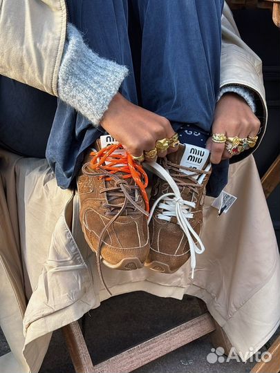 Кроссовки new balance miu miu