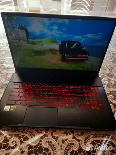 Игровой ноутбук msi 17 3