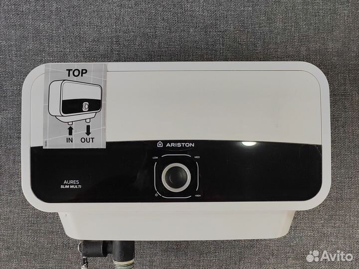 Проточный водонагреватель Ariston