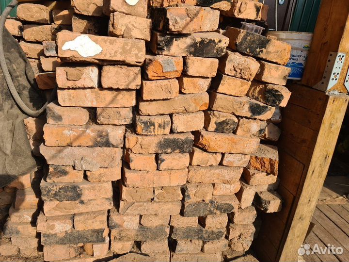 Кирпич печеной б/у