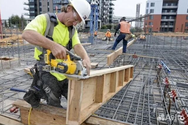 Требуются плотники