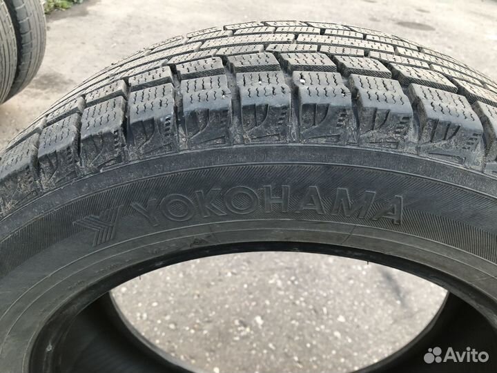 Yokohama Ice Guard IG20 215/60 R17