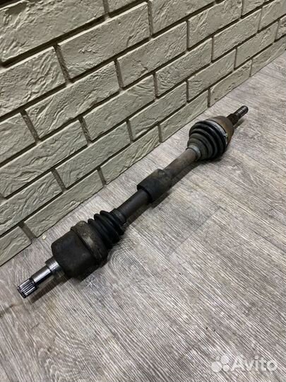 Ford Focus 3 Полуось Привод передний Левый