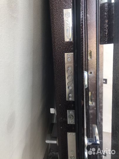 Дверь входная с терморазрывом бу