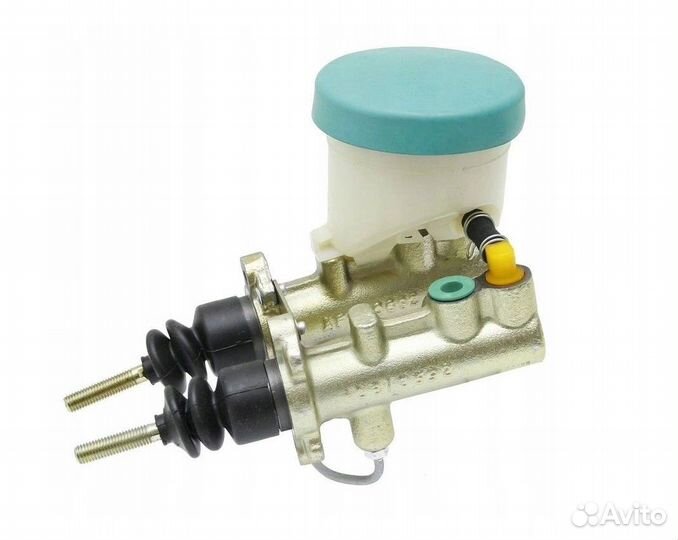 Главный тормозной цилиндр новый 3810587M95