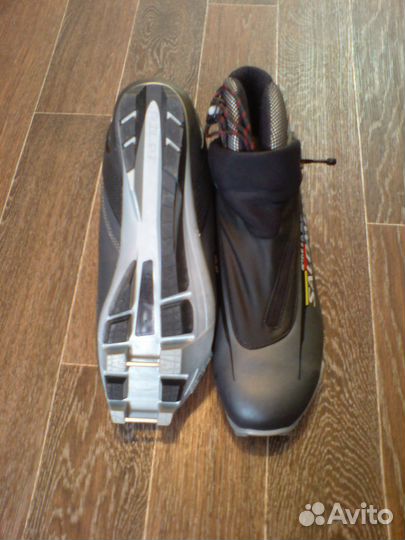 Лыжные ботинки Salomon Active 8 классика, парафин