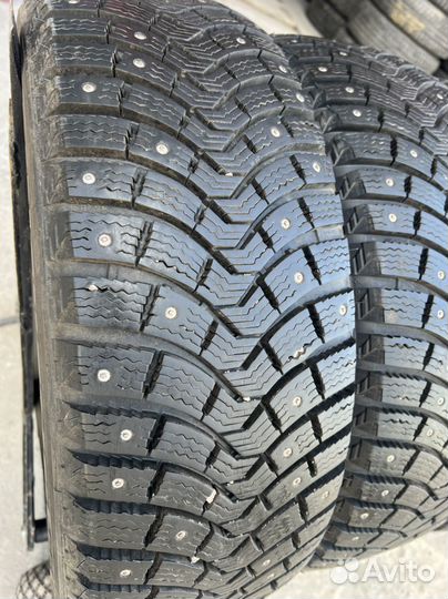 Michelin X-Ice North XIN2 215/65 R16