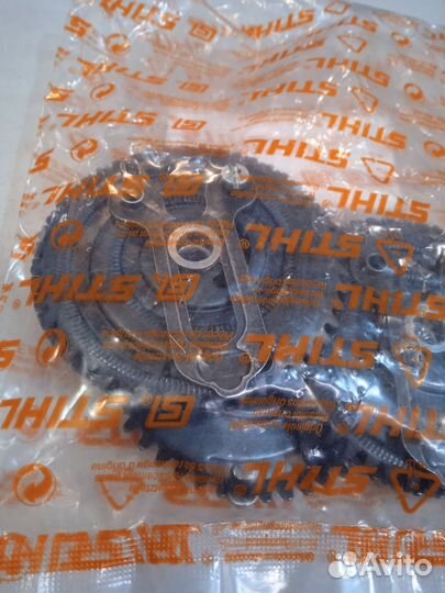 Натяжная шестерня Stihl для MS180C, MS250C