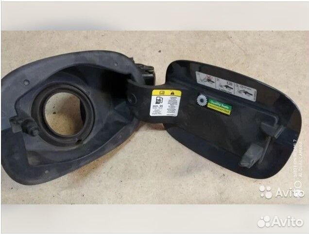 Лючок бензобака Ford Mondeo 2007 - 2015