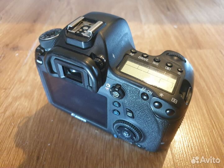 Canon 6d (wg) shutter 76300