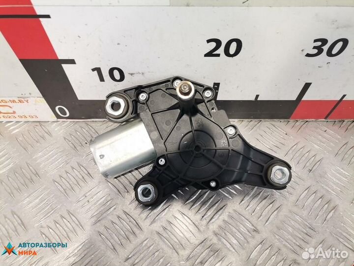 Моторчик заднего стеклоочистителя (дворника)