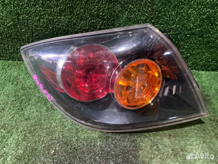 Стоп-сигнал / фонарь задний левый Mazda Axela BK5P