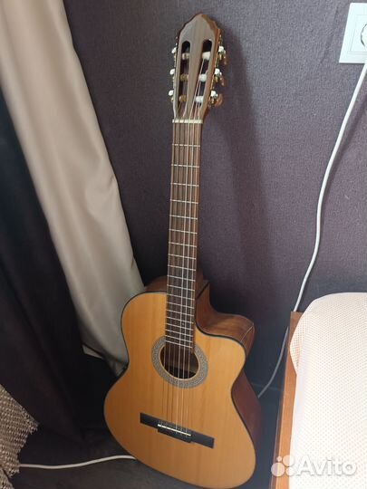 Электроакустическая гитара cort