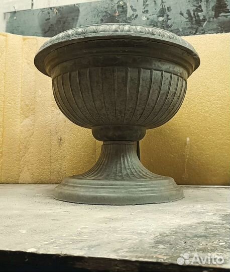 Вазон из бетона