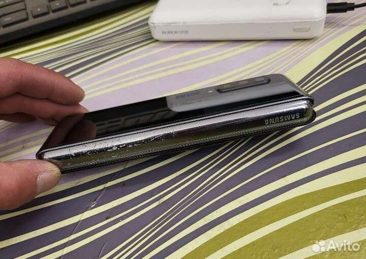 Samsung Galaxy Fold, 12/512 ГБ