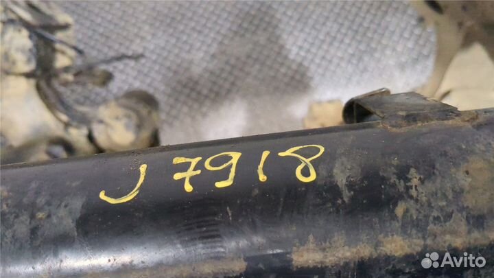 Балка подвески передняя Mitsubishi Pajero, 1997