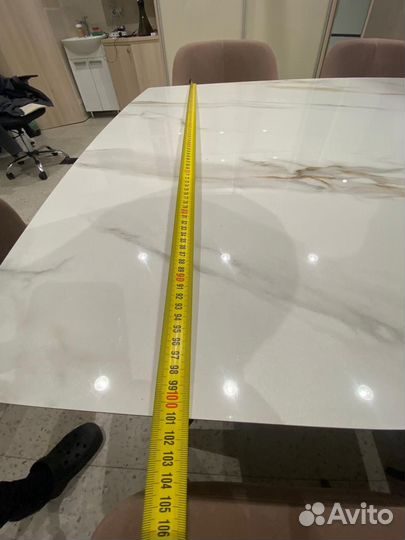 Кухонный стол и стулья комплект