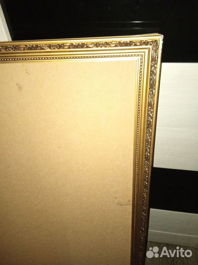 Деревянная золотая рама 110-68