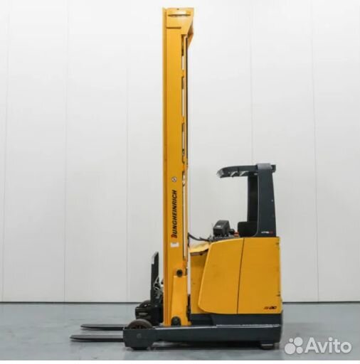 Водитель погрузчика (ричтрака). Вахта. Моск. обл