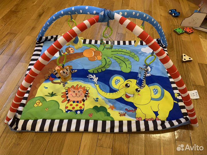 Развивающий коврик Мир детства