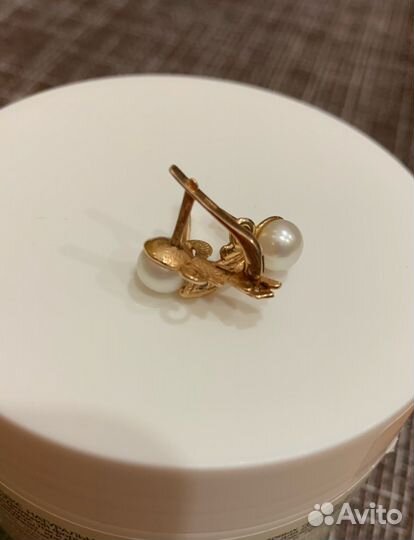 Золотые серьги