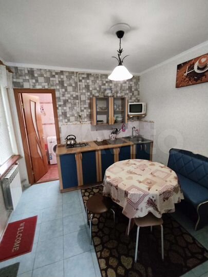 Дом 42 м² на участке 1 сот.