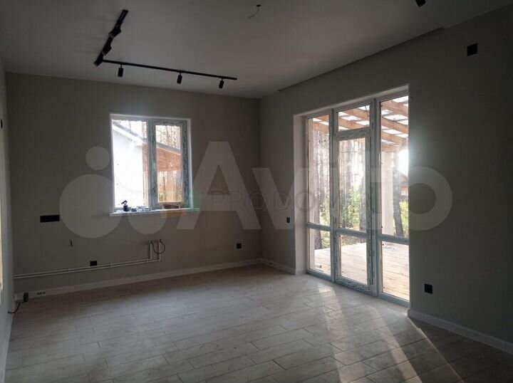 Коттедж 127 м² на участке 6,5 сот.