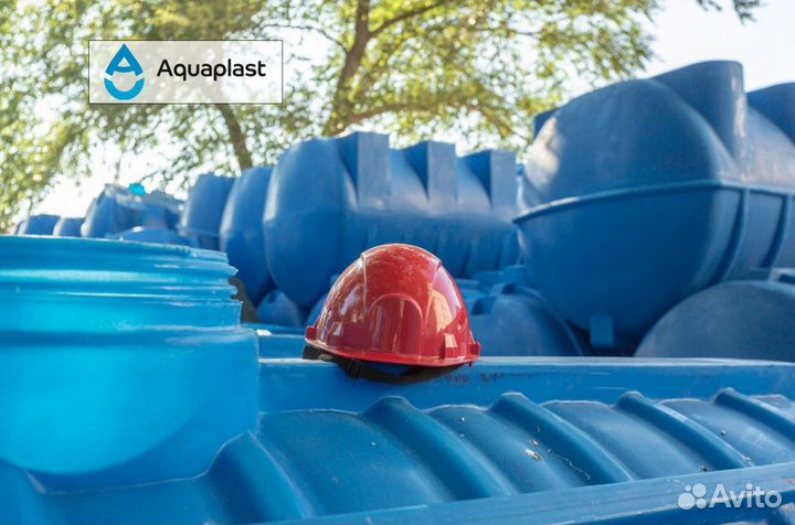 Пластиковый бак для воды