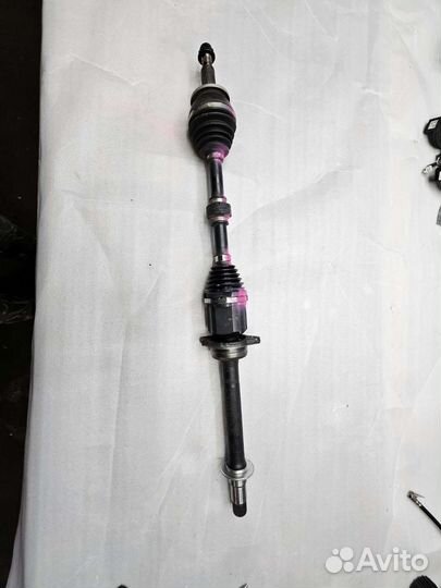 Привод передний правый Toyota Camry V70 v75