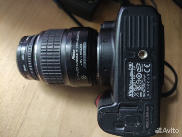 Nikon D40 Kit 18-55mm и Canon EOS 5D Mark II Body